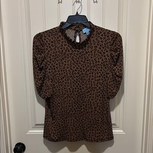 CeCe Brown Leopard Print Fitted Blouse